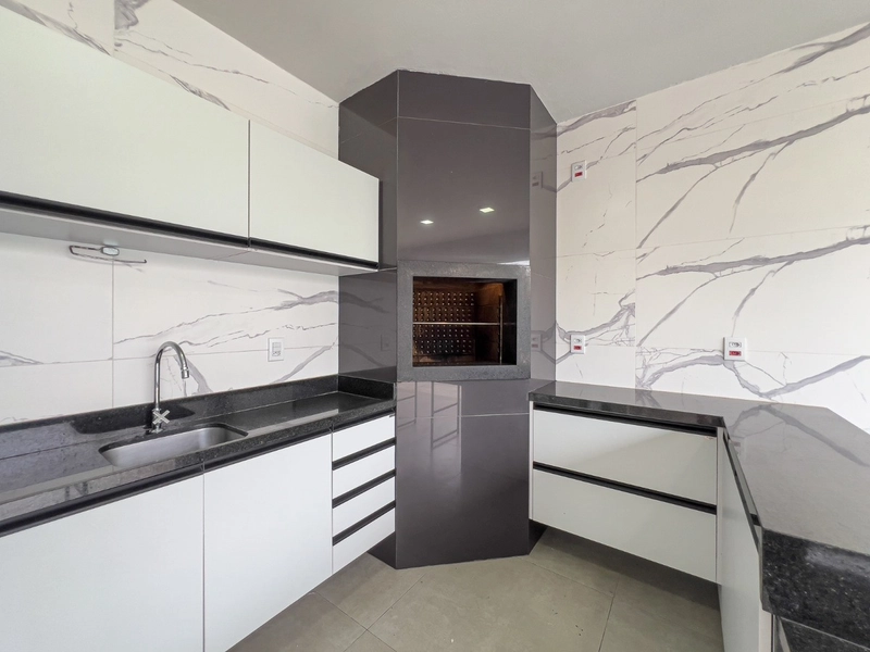 XANGRI-LÁ - CASA PRÓXIMO DO MAR COM 4 DORMITÓRIOS: 13ª foto da galeria de imagens do imóvel