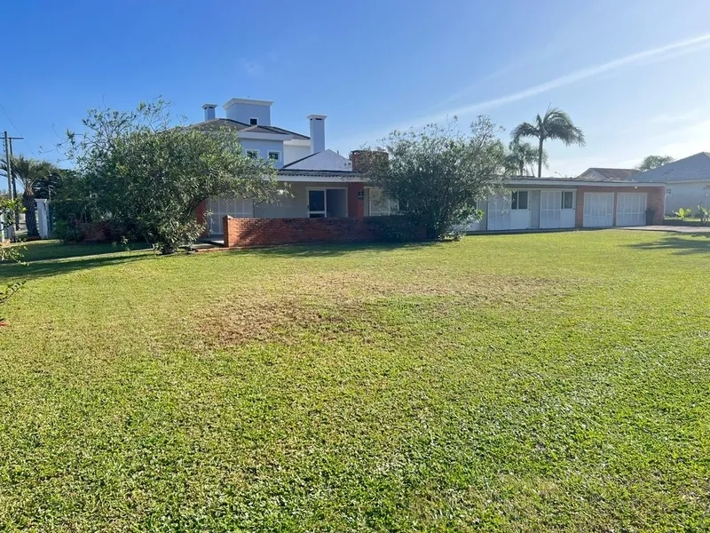 ATLÂNTIDA - CASA DE ESQUINA COM TERRENO DIFERENCIADO: 40ª foto da galeria de imagens do imóvel