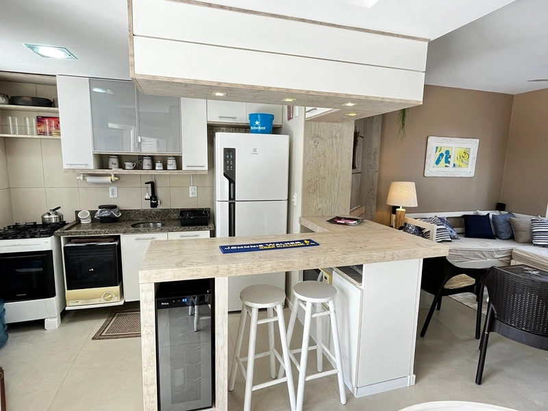 XANGRI-LÁ - APARTAMENTO DUPLEX, 2 SUÍTES, A 50 M DA PRAIA: 10ª foto da galeria de imagens do imóvel