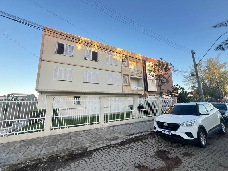 ATLÂNTIDA - APARTAMENTO 2 DORMITÓRIOS EM FRENTE ROUBADINHAS