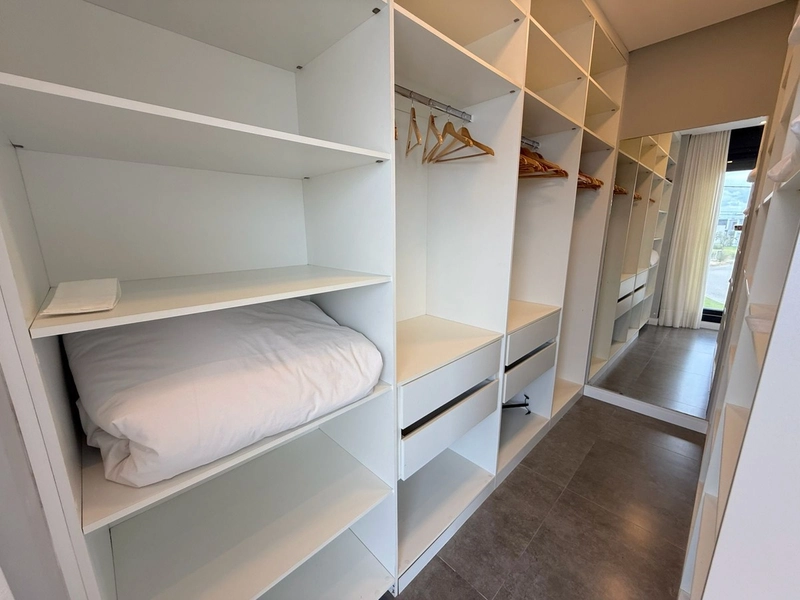 SUNSET - SOBRADO EM CONDOMINIO FECHADO COM 5 SUÍTES: 25ª foto da galeria de imagens do imóvel