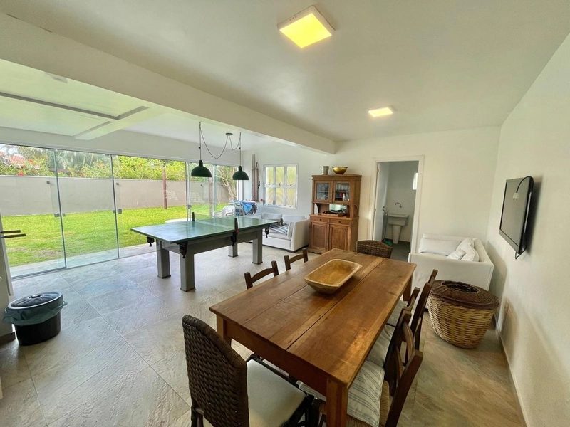 CASA COM PISCINA EM ATLÂNTIDA COM 5 DORMITÓRIOS: 20ª foto da galeria de imagens do imóvel