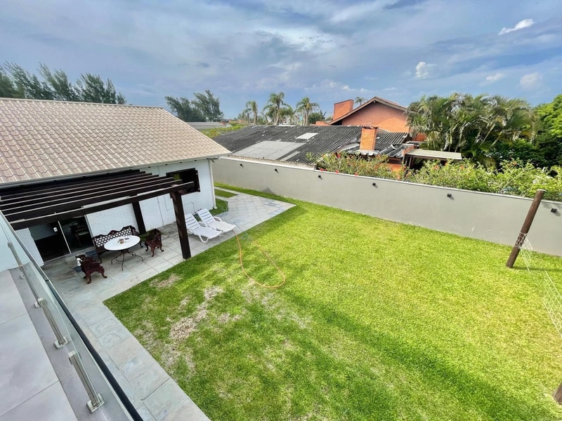 CASA COM PISCINA EM ATLÂNTIDA COM 5 DORMITÓRIOS: 30ª foto da galeria de imagens do imóvel