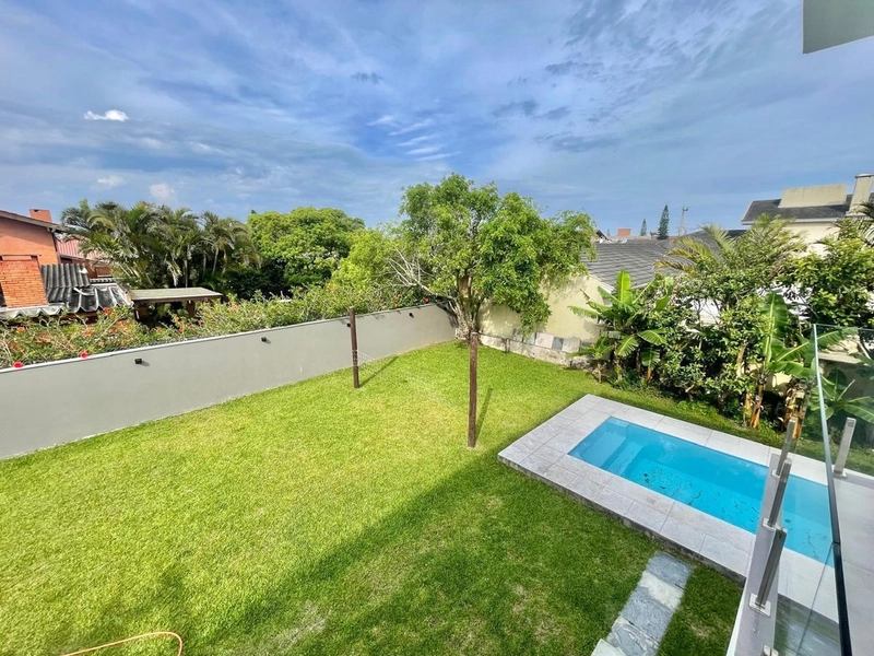 CASA COM PISCINA EM ATLÂNTIDA COM 5 DORMITÓRIOS: 29ª foto da galeria de imagens do imóvel