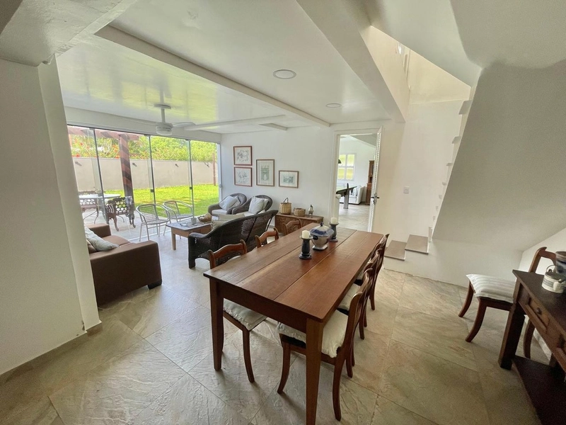 CASA COM PISCINA EM ATLÂNTIDA COM 5 DORMITÓRIOS: 17ª foto da galeria de imagens do imóvel