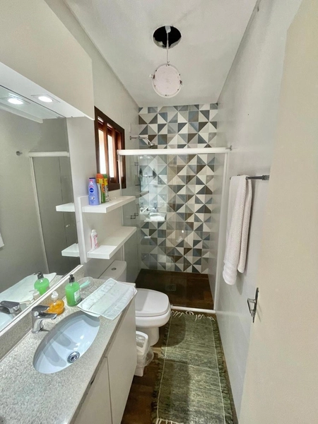 CASA COM PISCINA EM ATLÂNTIDA COM 5 DORMITÓRIOS: 15ª foto da galeria de imagens do imóvel