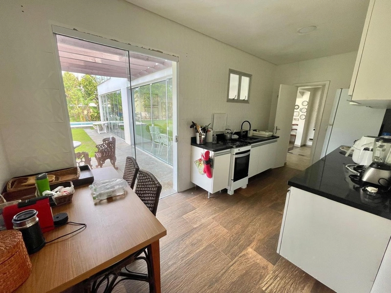 CASA COM PISCINA EM ATLÂNTIDA COM 5 DORMITÓRIOS: 11ª foto da galeria de imagens do imóvel