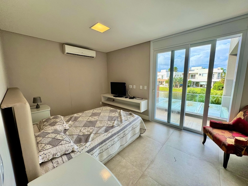 XANGRI-LÁ - CONDOMÍNIO ENSEADA LAGOS - CASA BEIRA-LAGO, 4 SUÍTES: 39ª foto da galeria de imagens do imóvel