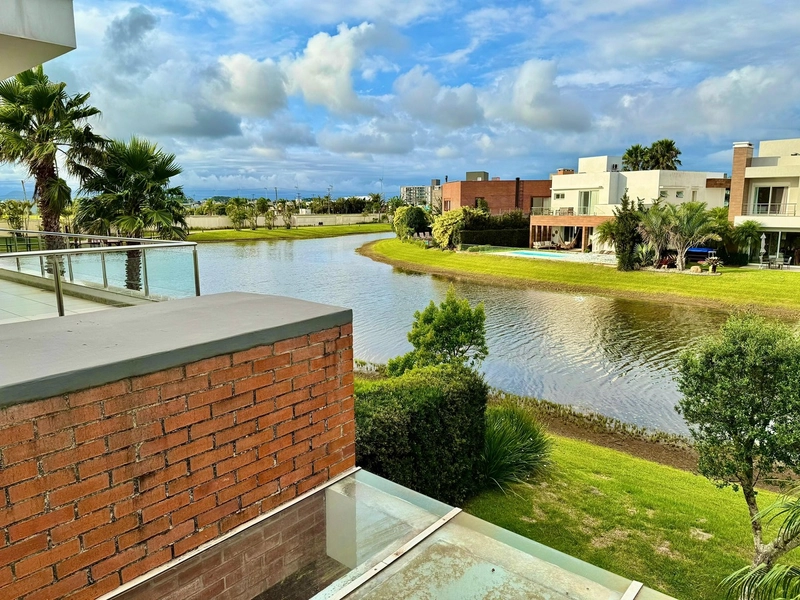 XANGRI-LÁ - CONDOMÍNIO ENSEADA LAGOS - CASA BEIRA-LAGO, 4 SUÍTES: 44ª foto da galeria de imagens do imóvel