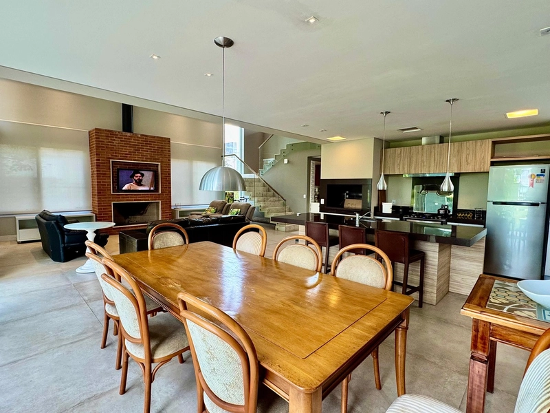 XANGRI-LÁ - CONDOMÍNIO ENSEADA LAGOS - CASA BEIRA-LAGO, 4 SUÍTES: 14ª foto da galeria de imagens do imóvel