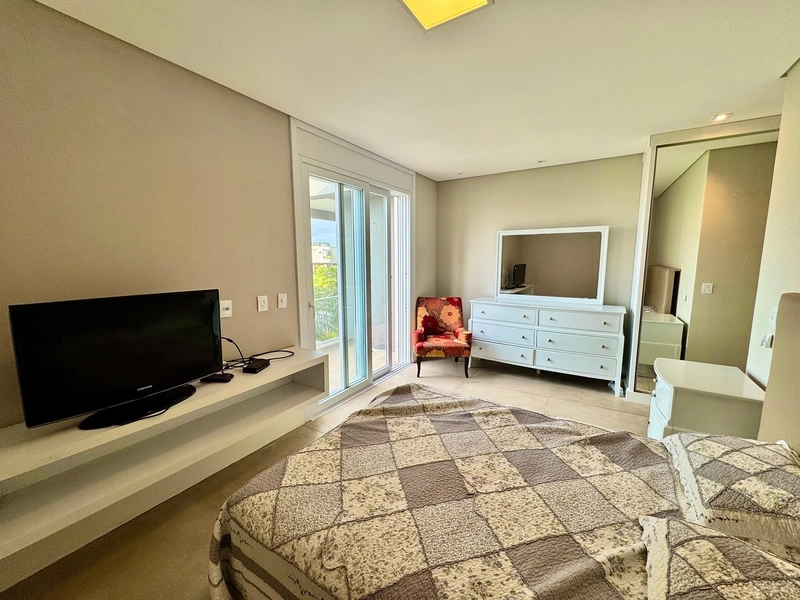 XANGRI-LÁ - CONDOMÍNIO ENSEADA LAGOS - CASA BEIRA-LAGO, 4 SUÍTES: 41ª foto da galeria de imagens do imóvel