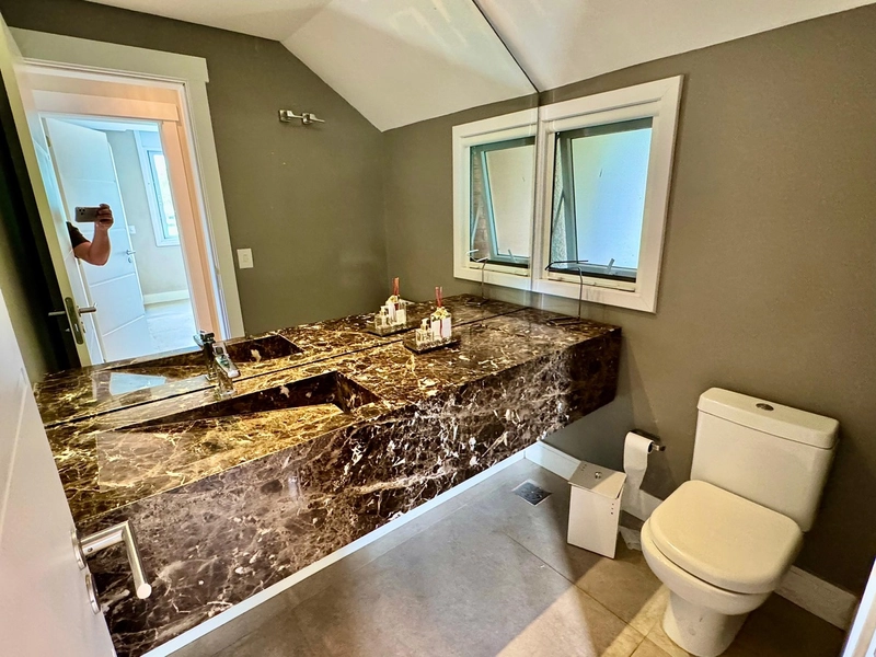 XANGRI-LÁ - CONDOMÍNIO ENSEADA LAGOS - CASA BEIRA-LAGO, 4 SUÍTES: 25ª foto da galeria de imagens do imóvel