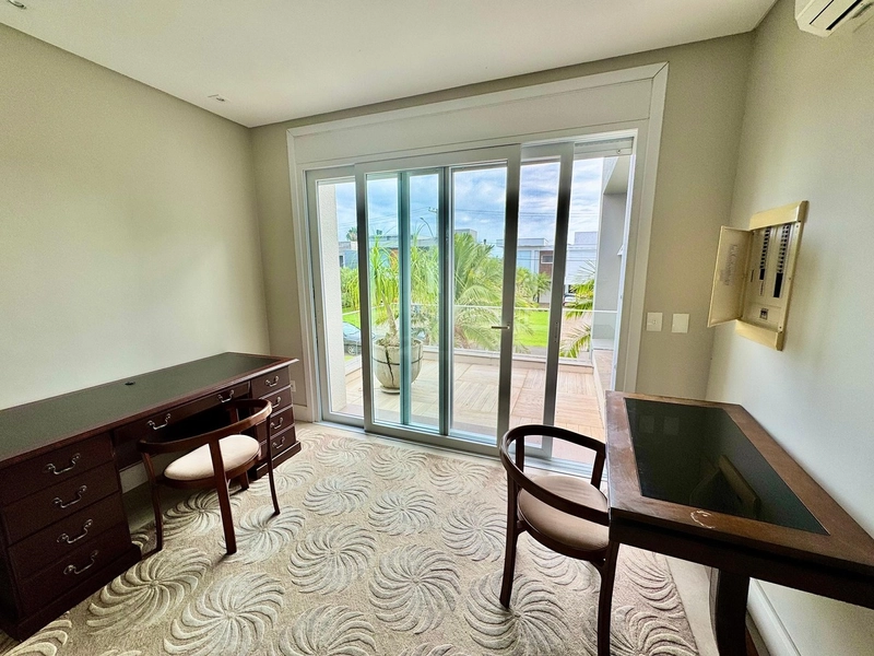 XANGRI-LÁ - CONDOMÍNIO ENSEADA LAGOS - CASA BEIRA-LAGO, 4 SUÍTES: 32ª foto da galeria de imagens do imóvel