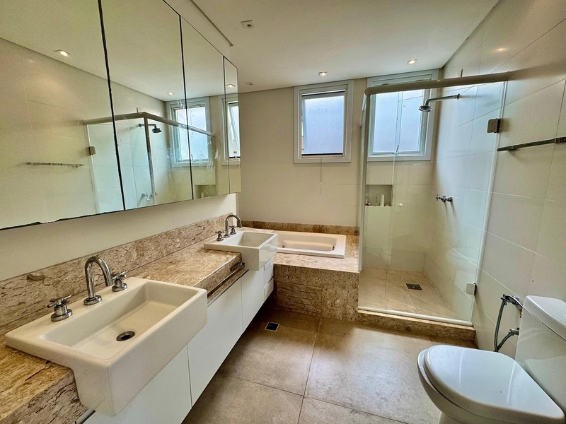 XANGRI-LÁ - CONDOMÍNIO ENSEADA LAGOS - CASA BEIRA-LAGO, 4 SUÍTES: 37ª foto da galeria de imagens do imóvel