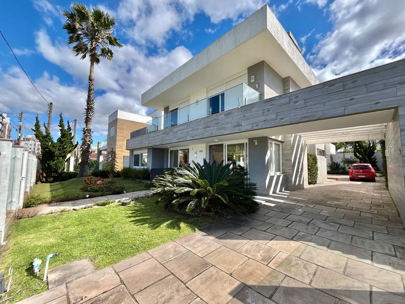 ATLÂNTIDA - CASA 5 SUÍTES COM PISCINA