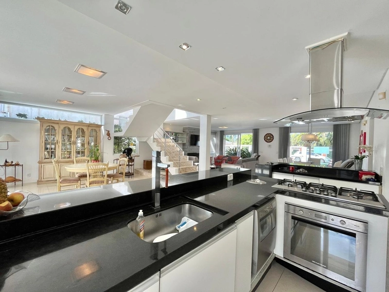 ATLÂNTIDA - CASA 5 SUÍTES COM PISCINA: 40ª foto da galeria de imagens do imóvel