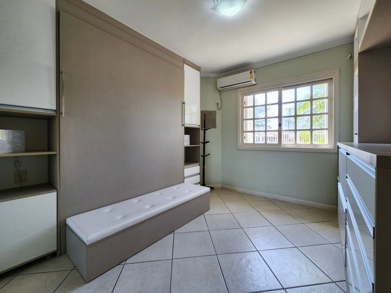 XANGRI-LÁ - CASA TÉRREA DE ESQUINA 4 DORMITÓRIOS, 1 SUÍTE, COM PISCINA: 25ª foto da galeria de imagens do imóvel