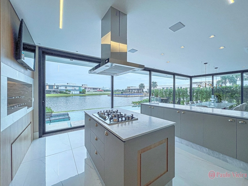 ENSEADA - EXCELENTE SOBRADO COM 5 SUÍTES: 20ª foto da galeria de imagens do imóvel