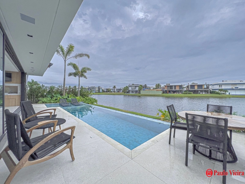 ENSEADA - EXCELENTE SOBRADO COM 5 SUÍTES: 63ª foto da galeria de imagens do imóvel