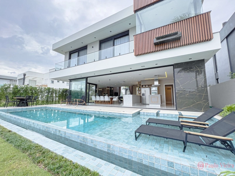 ENSEADA - EXCELENTE SOBRADO COM 5 SUÍTES: 8ª foto da galeria de imagens do imóvel