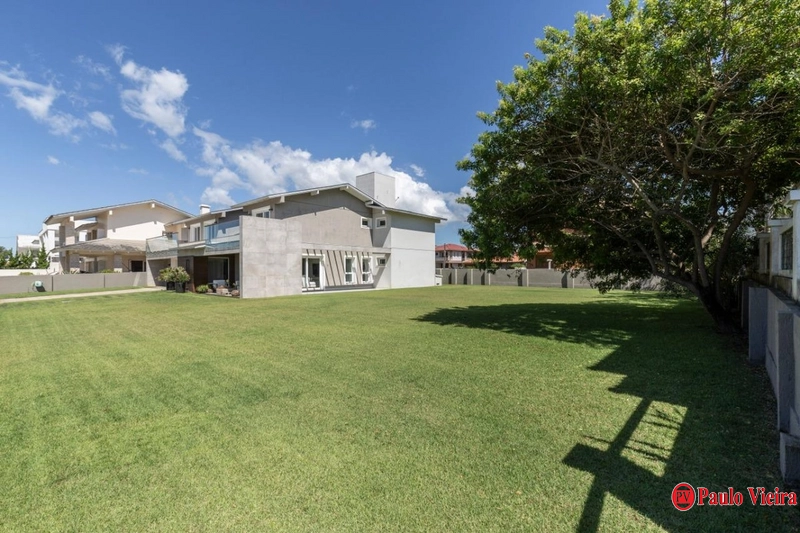 ATLÂNTIDA - EXUBERANTE SOBRADO COM 5 SUÍTES: 6ª foto da galeria de imagens do imóvel