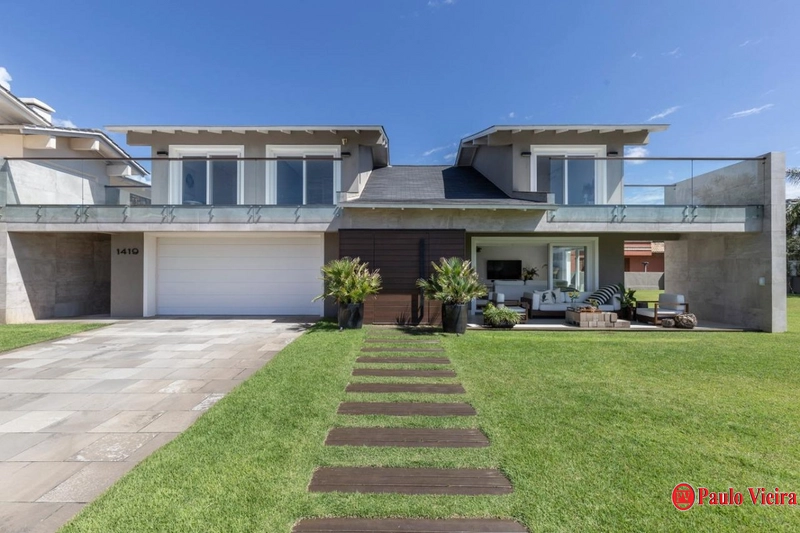 ATLÂNTIDA - EXUBERANTE SOBRADO COM 5 SUÍTES