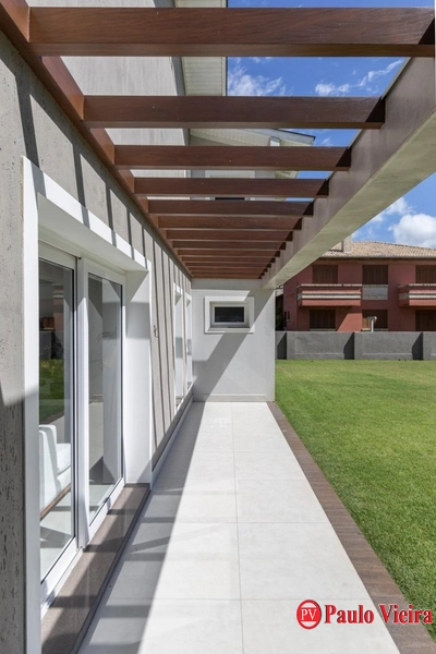 ATLÂNTIDA - EXUBERANTE SOBRADO COM 5 SUÍTES: 5ª foto da galeria de imagens do imóvel