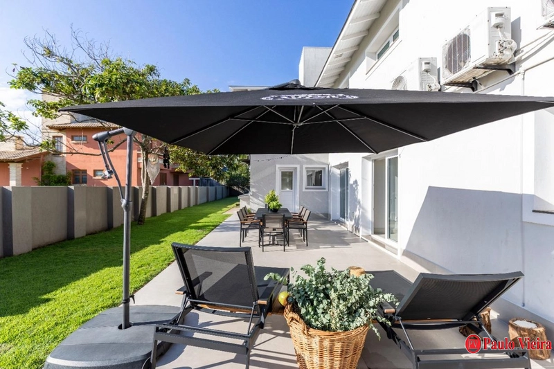 ATLÂNTIDA - EXUBERANTE SOBRADO COM 5 SUÍTES: 35ª foto da galeria de imagens do imóvel