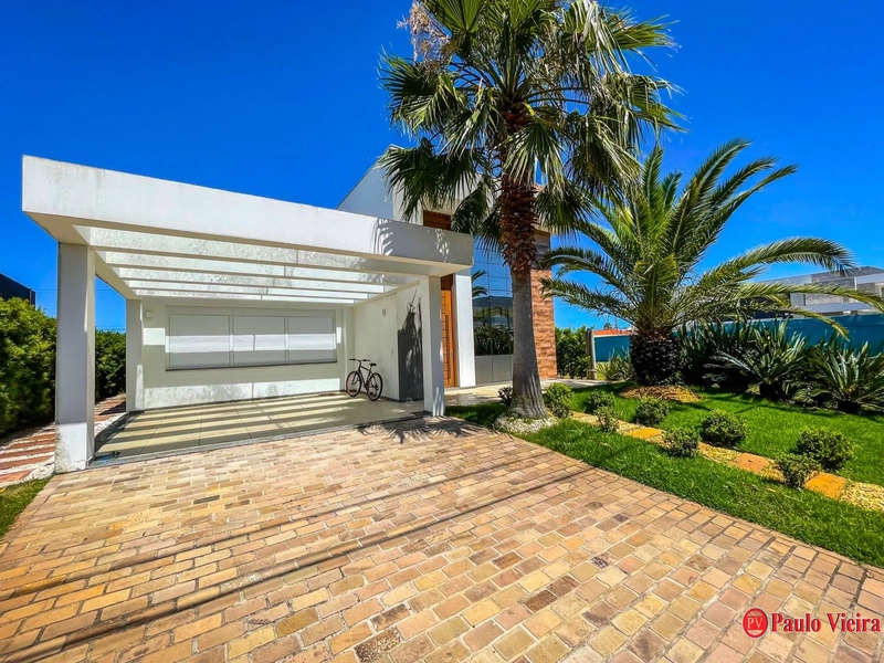 XANGRI-LÁ - CASA TÉRREA 4 DORMITÓRIOS, 2 SUÍTES