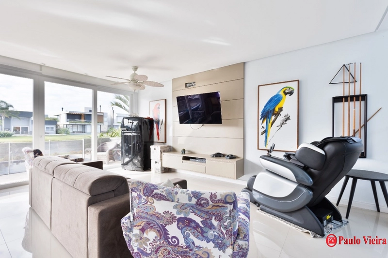 XANGRI-LÁ - CASA  BEIRA-LAGO, 4 SUÍTES, COM PISCINA AQUECIDA: 5ª foto da galeria de imagens do imóvel