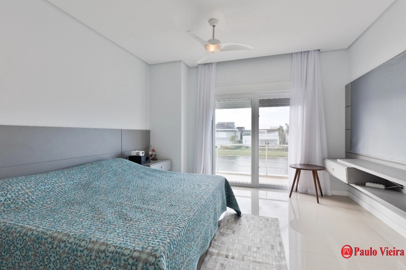 XANGRI-LÁ - CASA  BEIRA-LAGO, 4 SUÍTES, COM PISCINA AQUECIDA: 19ª foto da galeria de imagens do imóvel