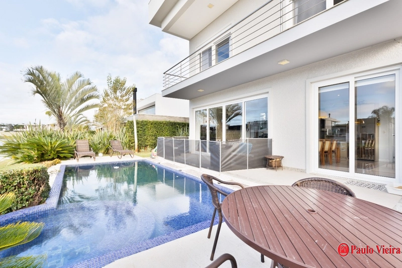 XANGRI-LÁ - CASA  BEIRA-LAGO, 4 SUÍTES, COM PISCINA AQUECIDA: 32ª foto da galeria de imagens do imóvel