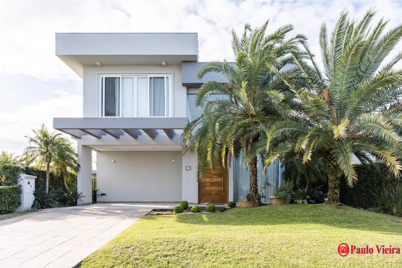 XANGRI-LÁ - CASA  BEIRA-LAGO, 4 SUÍTES, COM PISCINA AQUECIDA
