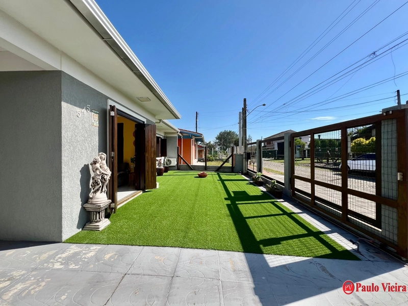 XANGRI-LÁ - CASA TÉRREA 4 DORMITÓRIOS, COM PISCINA - PERTO DO MAR: 32ª foto da galeria de imagens do imóvel