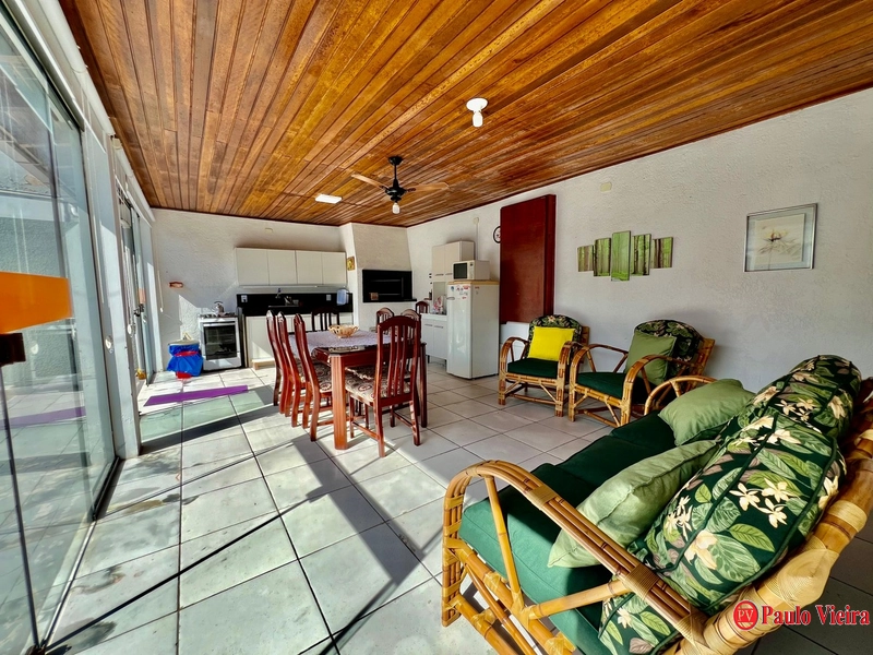 XANGRI-LÁ - CASA TÉRREA 4 DORMITÓRIOS, COM PISCINA - PERTO DO MAR: 15ª foto da galeria de imagens do imóvel