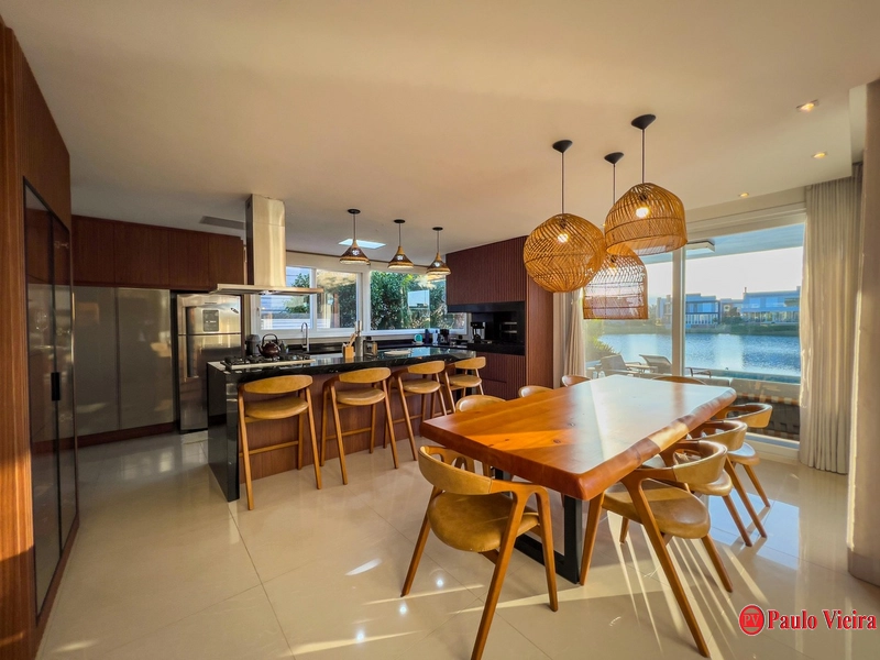 XANGRI-LÁ- CASA BEIRA-LAGO 4 SUÍTES COM PISCINA: 9ª foto da galeria de imagens do imóvel