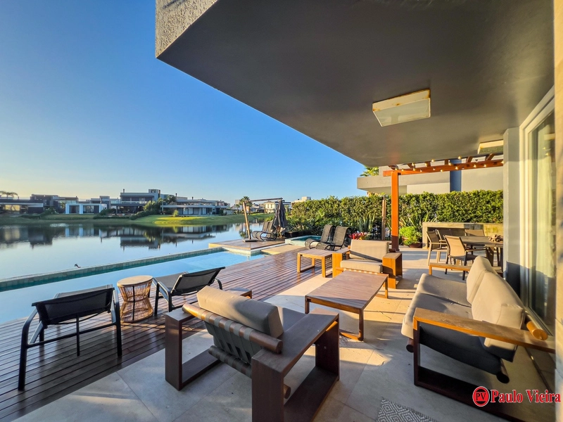 XANGRI-LÁ- CASA BEIRA-LAGO 4 SUÍTES COM PISCINA: 26ª foto da galeria de imagens do imóvel