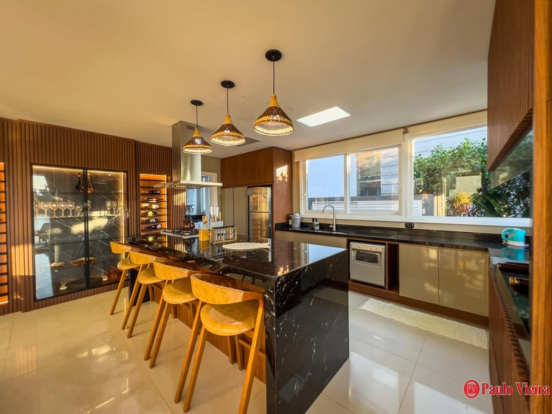 XANGRI-LÁ- CASA BEIRA-LAGO 4 SUÍTES COM PISCINA: 11ª foto da galeria de imagens do imóvel