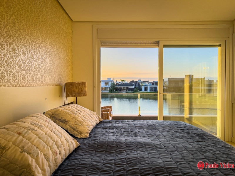 XANGRI-LÁ- CASA BEIRA-LAGO 4 SUÍTES COM PISCINA: 41ª foto da galeria de imagens do imóvel