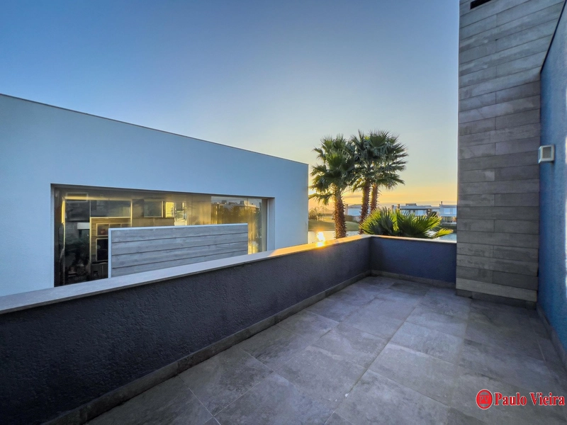 XANGRI-LÁ- CASA BEIRA-LAGO 4 SUÍTES COM PISCINA: 40ª foto da galeria de imagens do imóvel