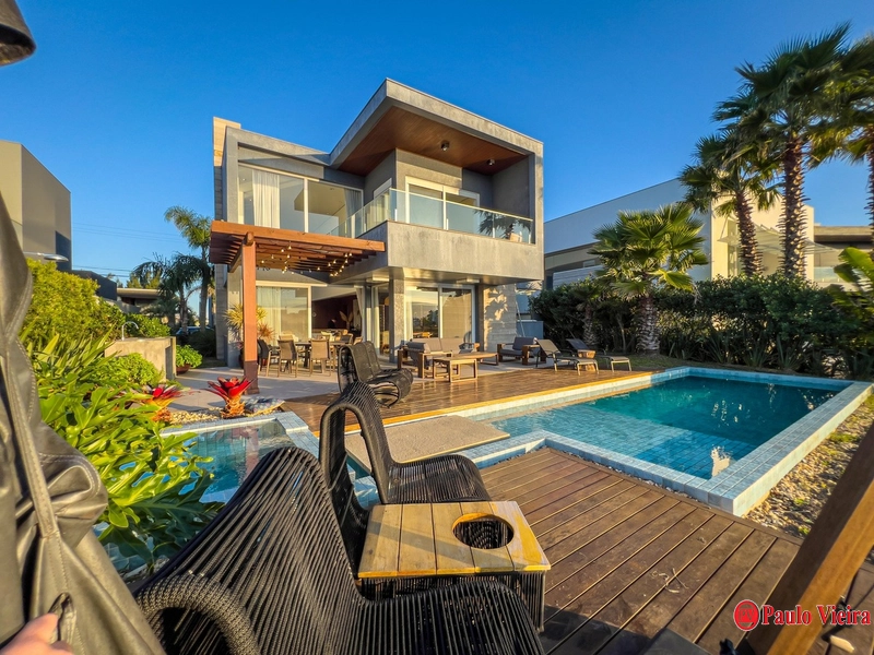 XANGRI-LÁ- CASA BEIRA-LAGO 4 SUÍTES COM PISCINA: 25ª foto da galeria de imagens do imóvel