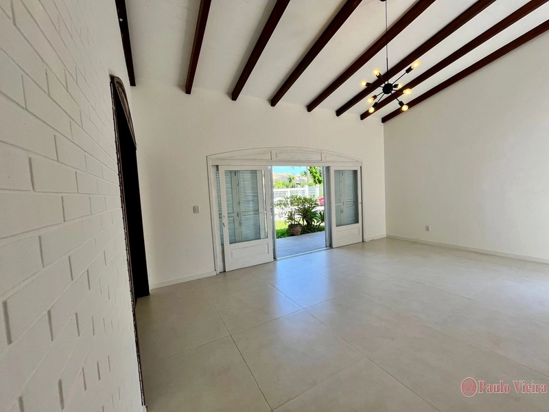 XANGRI-LÁ - CENTRO CASA 4 DORMITÓRIOS, COM PISCINA: 8ª foto da galeria de imagens do imóvel