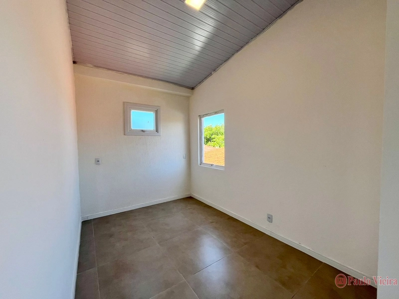 XANGRI-LÁ - CENTRO CASA 4 DORMITÓRIOS, COM PISCINA: 16ª foto da galeria de imagens do imóvel