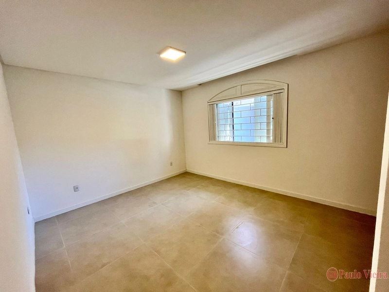 XANGRI-LÁ - CENTRO CASA 4 DORMITÓRIOS, COM PISCINA: 11ª foto da galeria de imagens do imóvel