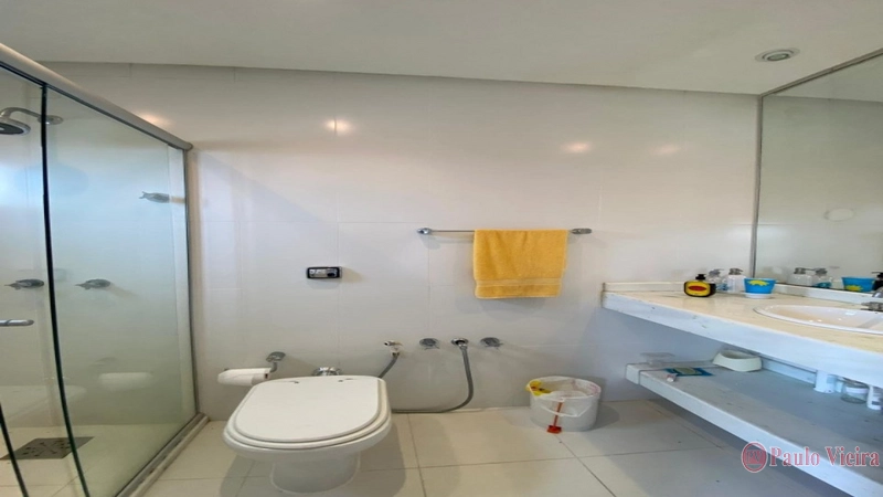 ATLÂNTIDA - EXCELENTE SOBRADO LOCALIZADO A APENAS ALGUNS METROS DO MAR: 10ª foto da galeria de imagens do imóvel