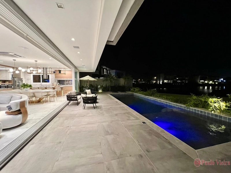 XANGRI-LÁ- CASA BEIRA-LAGO, 5 SUÍTES, COM PISCINA