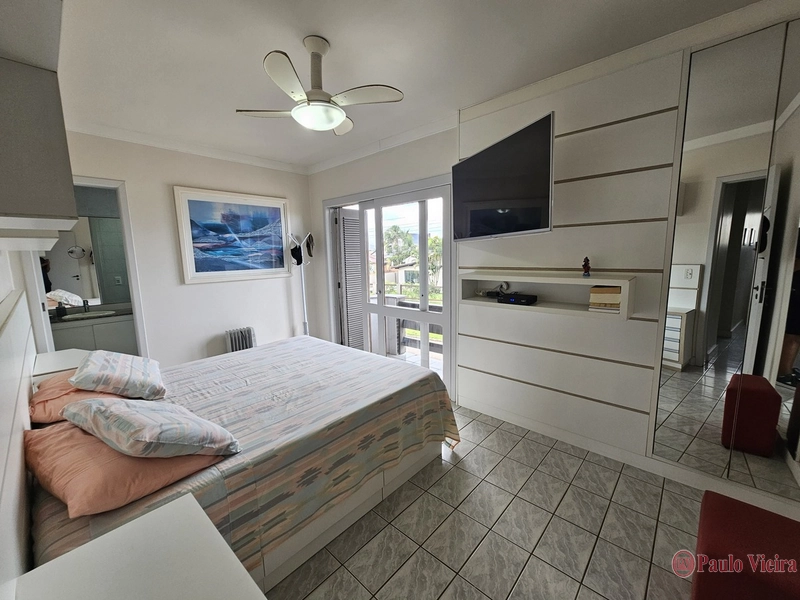 XANGRI-LA - DUPLEX FRENTE PARA AVENIDA, 3 QUADRAS DO MAR: 13ª foto da galeria de imagens do imóvel