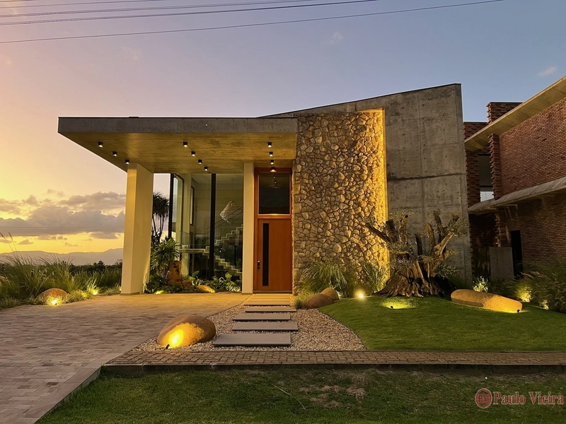 CAPÃO ILHAS - SOBRADO COM 5 SUÍTES