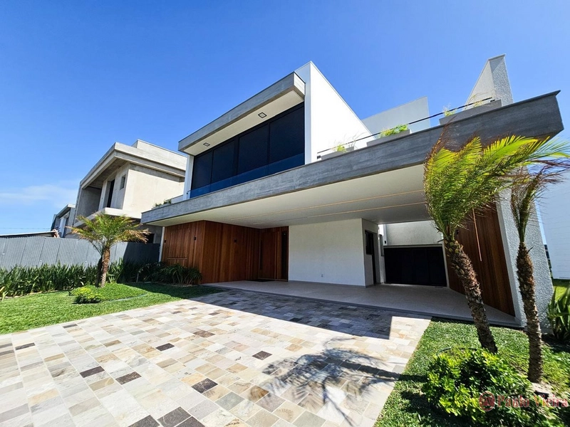 SUNSET -  SOBRADO COM  5  SUÍTES: 2ª foto da galeria de imagens do imóvel