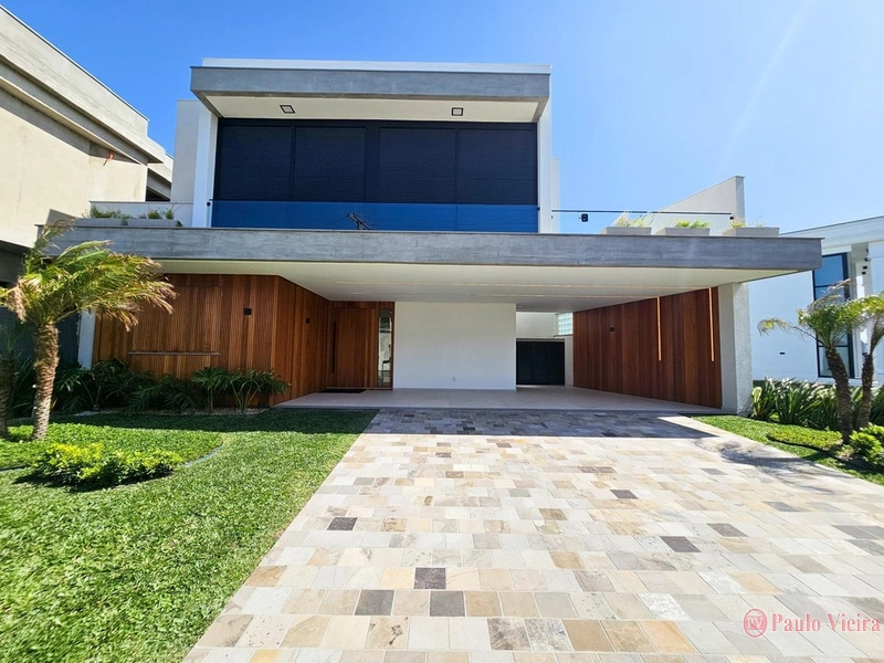 SUNSET -  SOBRADO COM  5  SUÍTES